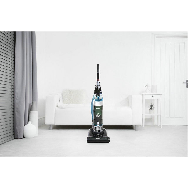 Hoover Breeze Evo Bagless Upright Vacuum Cleaner