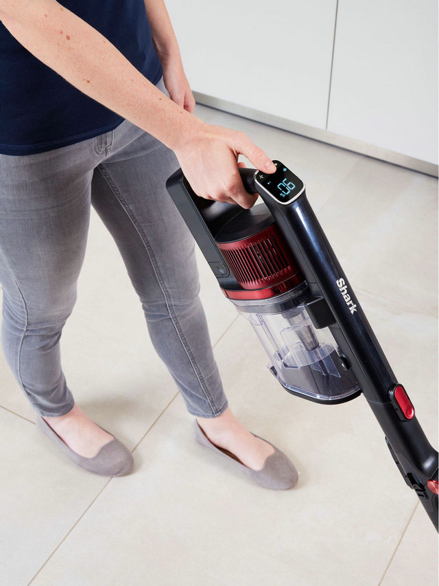 Shark IZ300UKT Anti Hair Wrap Cordless Pet Vacuum Cleaner. Shark. Vacuum Cleaners