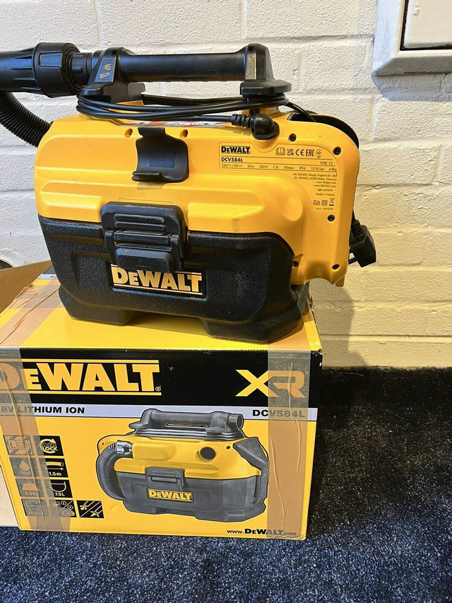 DeWalt DCV584L 18V XR FlexVolt L-Class Cordless Vacuum