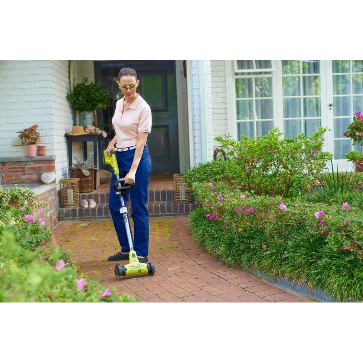 Ryobi RY18PCA-140 18V One+ Cordless Patio Cleaner With Wire Brush (1 x 4.0Ah)