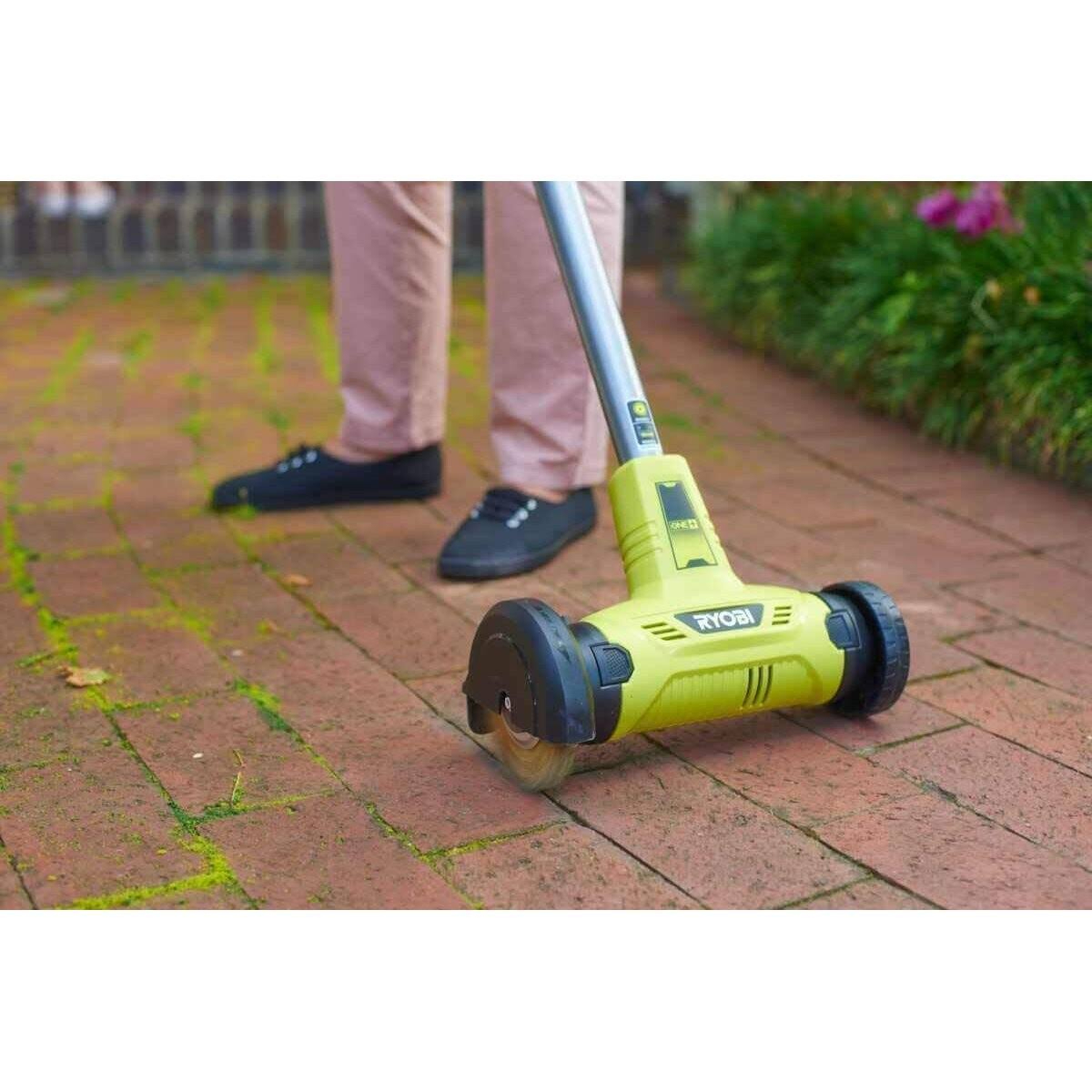 Ryobi RY18PCA-140 18V One+ Cordless Patio Cleaner With Wire Brush (1 x 4.0Ah)