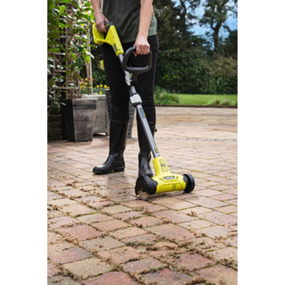 Ryobi RY18PCA-0 18V One+ Cordless Patio Cleaner With Wire Brush (Bare Tool)