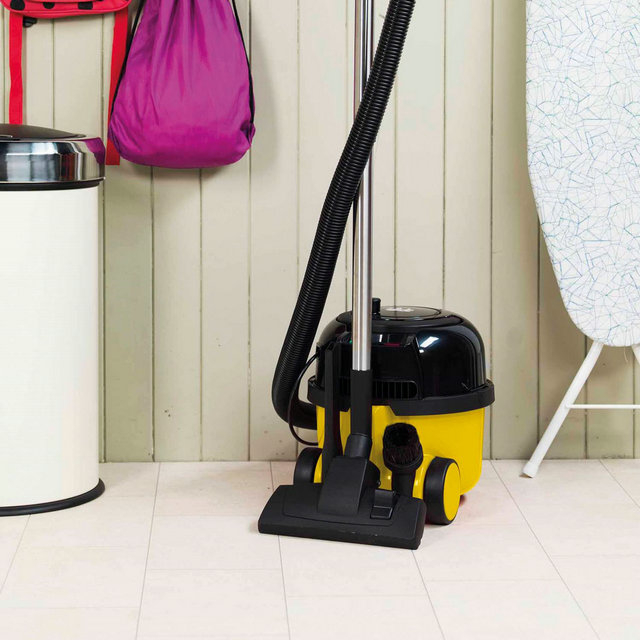 Numatic 912097 Hetty Cylinder Vacuum Cleaner Yellow