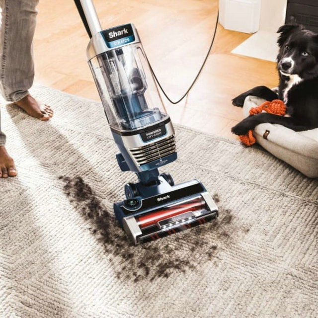 Shark Stratos Pet Pro Anti Hair Wrap Anti-Odour XL AZ3000UKT Upright Vacuum Cleaner