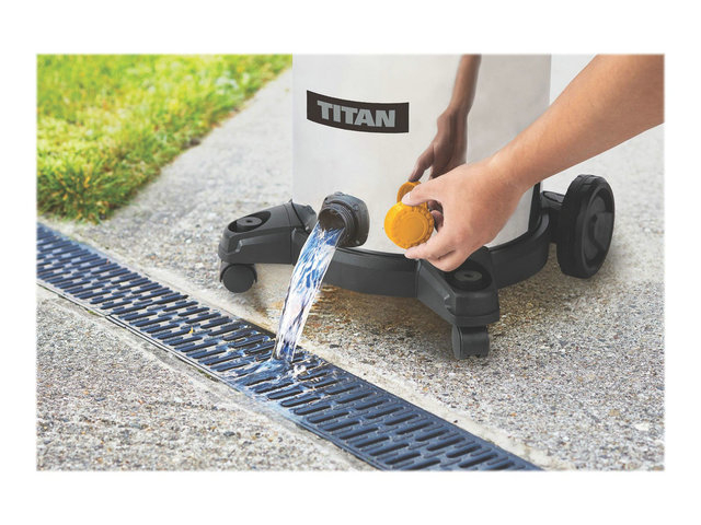 Titan TTB775VAC 1400W  Wet & Dry Vacuum 220-240V