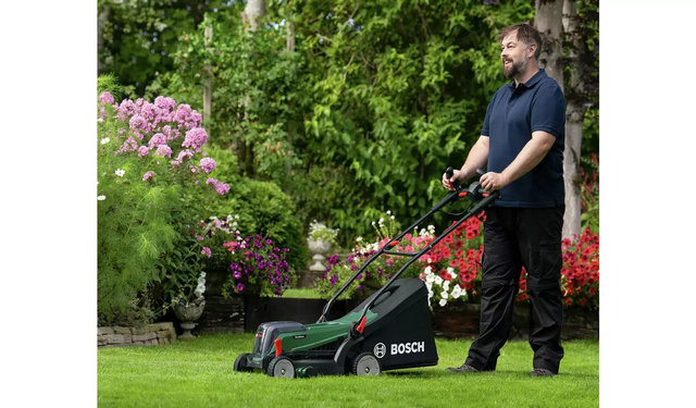 Bosch Cordless Lawnmower UNIVERSALROTAK 2X18V-37-550