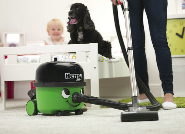 Henry Pet PET200 Green Cylinder Vacuum Cleaner